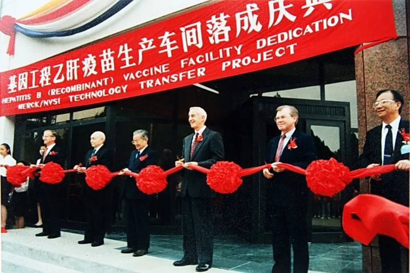 全國率先引入基因工程乙肝疫苗技術(shù)，33載初心不改